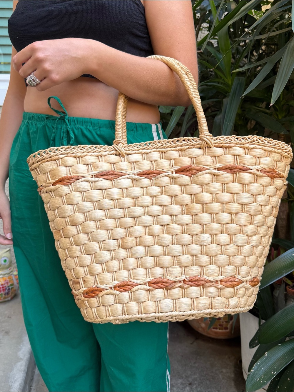 Vintage Woven Straw Large Tote Bag in Natural with Brown Accents